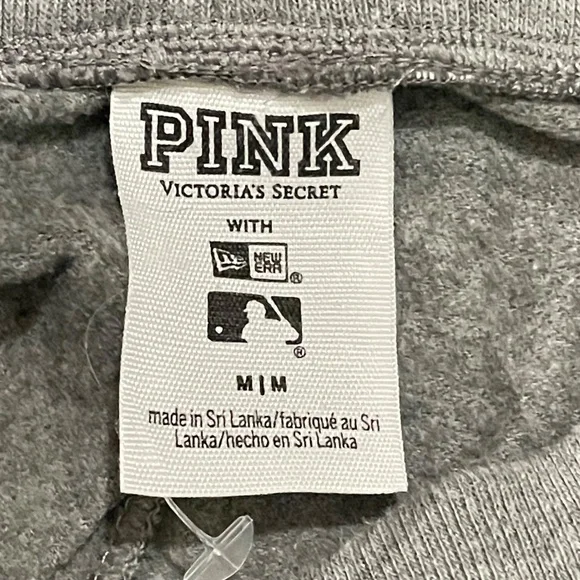 Atlanta Braves PINK Victoria's Secret Lounge PJ Shorts - Medium - Picture 5 of 7